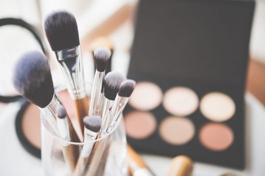 Professional,Makeup,Brushes,And,Tools